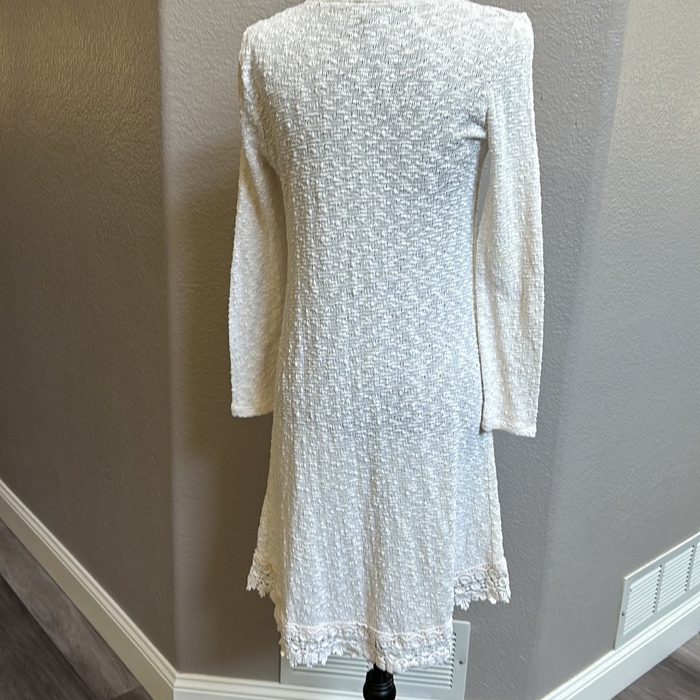 Heart n Crush Sweater Size Medium - Picture 4 of 5